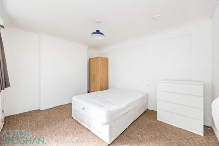 4 bedroom end of terrace house to rent - Photo 3