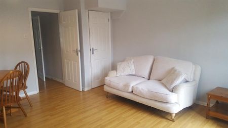 2 bedroom cottage to rent - Photo 2