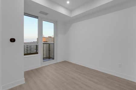 For Lease - 60 Central Park Roadway N/A Unit# 714, Toronto, Ontario - Photo 2