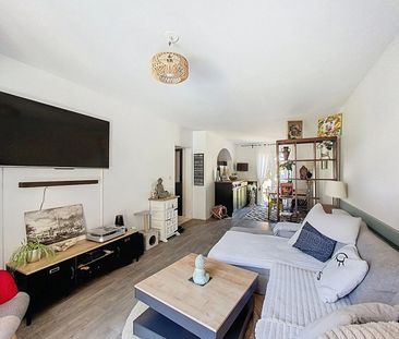 House - Photo 6
