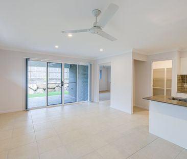 Brand-New Family Home in Park Lane Reserve! - Photo 2