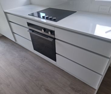 Brand new 3-bedroom, 2-bathroom home in Leamington, 3432 – Cambridg... - Photo 1