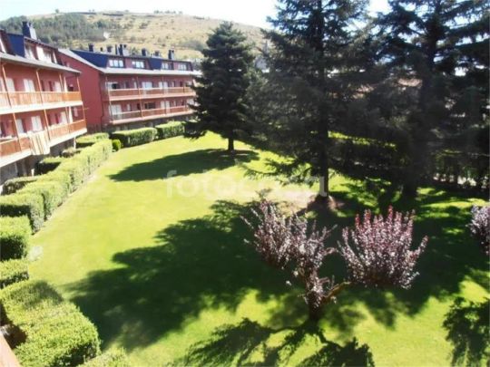 Apartamento de alquiler en Carrer D'encorones, 2, Llívia - Foto 1