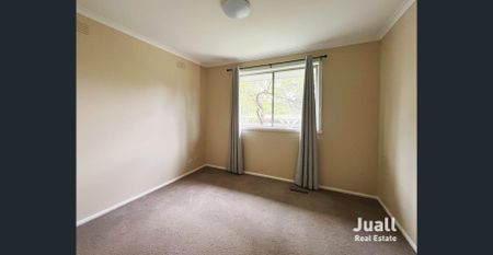 4 Aminga Ct, Croydon, Vic 3136 - Photo 3