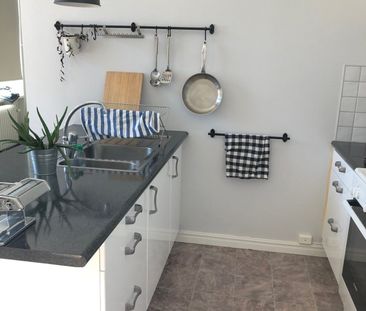 2 rum och kök Nybrogatan 27 - Foto 3