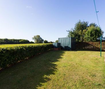 3 bedroom detached bungalow to rent - Photo 5
