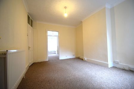 Grove Road, Luton, LU1 1QJ - Photo 4