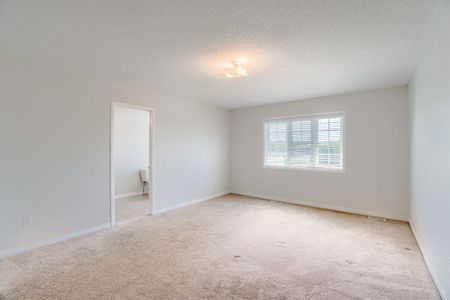 For Lease - 160 Gentile Circle, Vaughan, Ontario - Photo 3