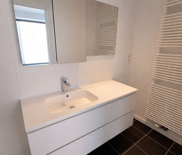 Instapklare rijwoning met 2 slaapkamers, terras met tuinperkje en k... - Photo 5