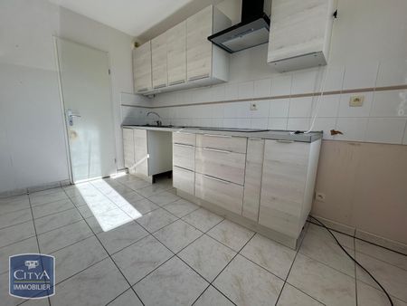 Location Maison 5 pièces 111m² ST OUEN 41100 - Photo 2