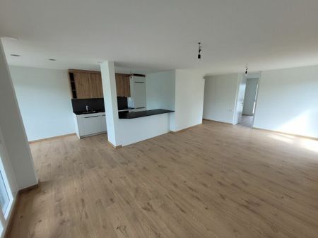 Renovated 4.5-room family apartment - Foto 3