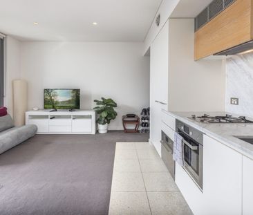 Super Stylish One-Bedroom Gem with Sweeping Views - Photo 1