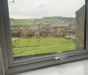 3 bedroom detached house to rent - Photo 3