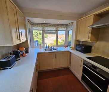 4 Bed Student Accommodation - Photo 3