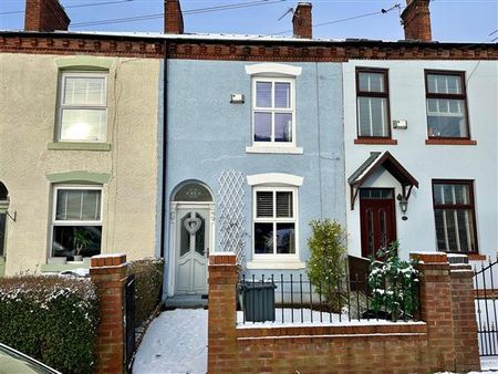 2 Bedroom Terraced House For Rent in Eastwood Road, Manchester - Photo 3