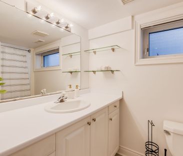 For Lease - 606 Conacher Drive Unit# Lower, Toronto, Ontario - Photo 2