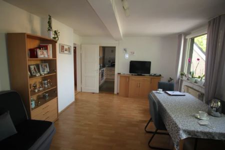 Objekt-Nr.: 26vtx5t | Scout-ID: 135880813 Du-Wanheimerort, Düsseldorferstr., 2. OG (DG), 60 m², 2 Zi., K D, Bad, Gartennutzung, 3-Familienhaus - Photo 2