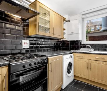 2 bedroom maisonette to rent - Photo 6