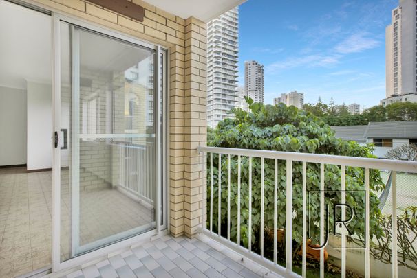 47 Pacific Street, Main Beach QLD 4217 - Apartment For Rent | Domain - Photo 1