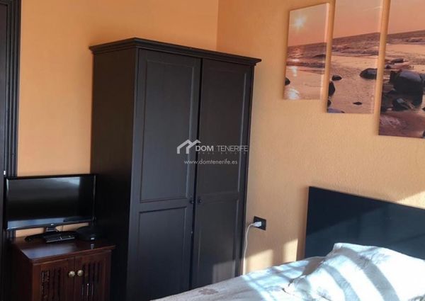 Chalet adosado · Alquiler a largo plazo ·