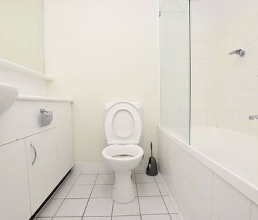 415/118 Franklin Street - Photo 2