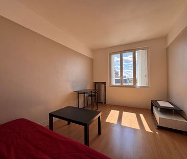 Location Appartement 1 pièce 23m² - Photo 2