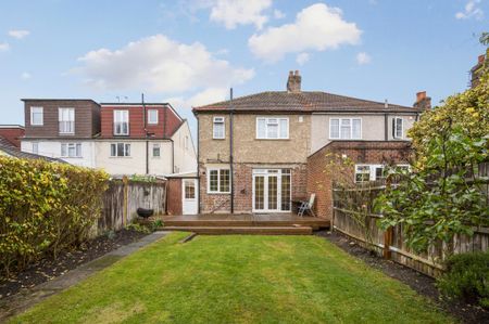 3 bedroom semi-detached house to rent - Photo 4