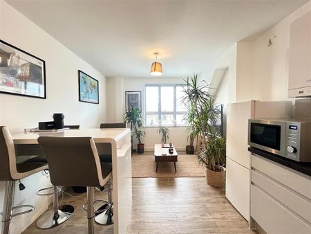 2 bedroom flat to rent - Photo 5