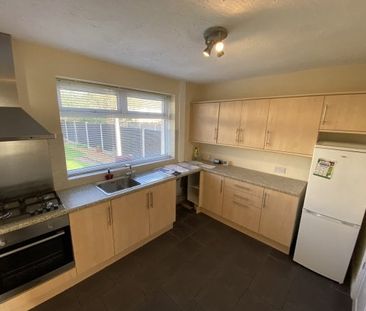 Bournmoor Avenue, Clifton, Property for rent - Photo 3