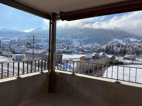 Living in the old weaving mill - Photo 1