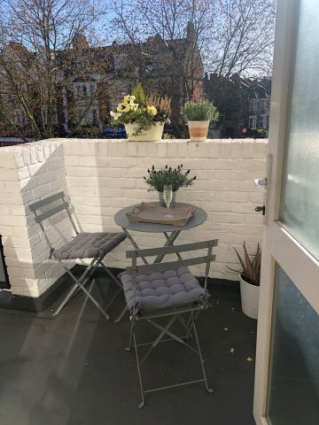2 Bed Flat, William Brown Court, SE27 - Photo 3