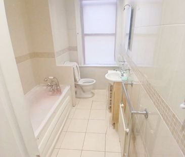 Room in a Shared House, Mitcham Road, CR0 - Photo 5