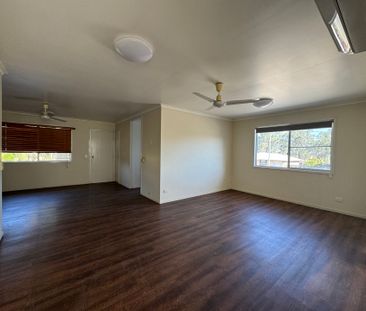 &ast;&ast;Spacious 7-Bedroom Fully Ai... - Photo 1