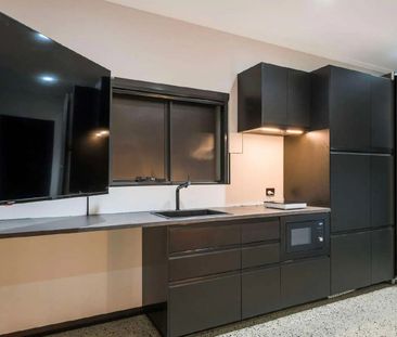 Self Contained Place. Fully furnished, modern sleek house design. - Photo 3