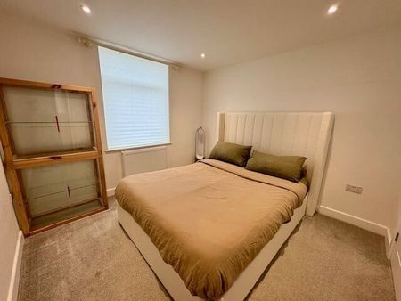 Astor Drive, Plymouth - Photo 5