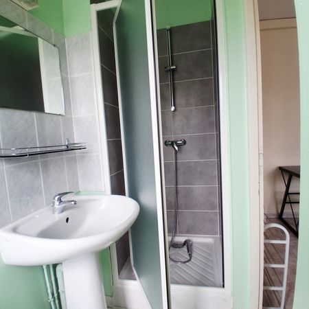 Location Appartement 1 pièce 15m² GIEN 45500 - Photo 3