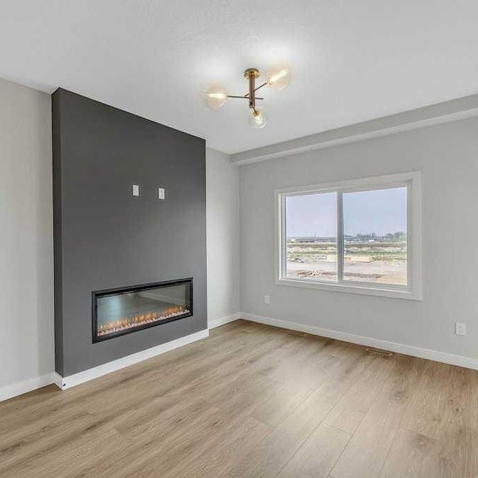 220 Savanna Terrace Northeast, Calgary - Photo 1