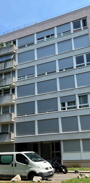 Appartement de 3.5 pièces, 67 m2 environ, au rez-de-chaussée. - Photo 2