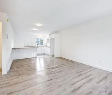 Appartements de 3 chambres entièrement rénovés avec entrée indépend... - Photo 2