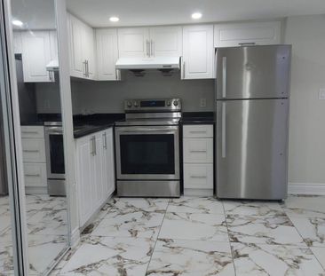 For Lease - 36 Cyclone Trail, Brampton, Ontario - Photo 6