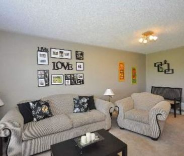 For Lease - 1628 Stover Crescent, Milton, Ontario - Photo 3