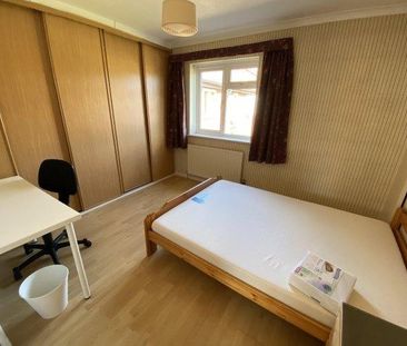 3 bedroom house share to rent - Photo 2