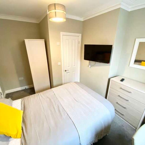 Salisbury Road, Reading, RG30 - Photo 1