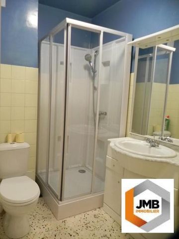 Location Appartement 2 pièces 56m² MILLAU 12100 - Photo 5