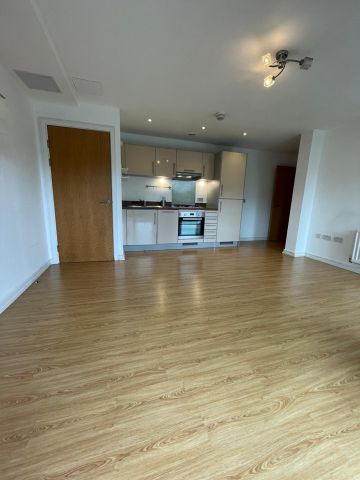 1 Bed Flat, Horizon, BS1 - Photo 4