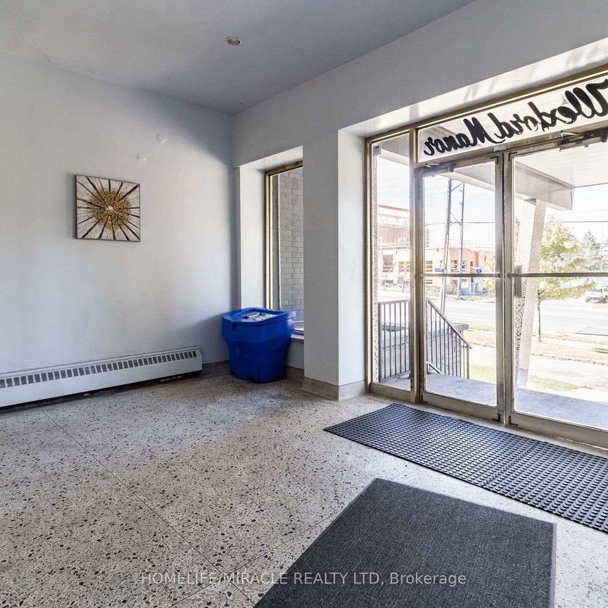 For Lease - 1651 Victoria Pk Avenue Unit# 302, Toronto, Ontario - Photo 1