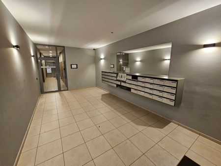 Appartement te huur - Foto 4