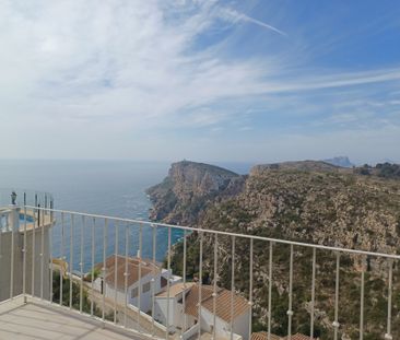 Villa for rent with 4 bedrooms and 3 bathrooms with stunning views - Photo 4