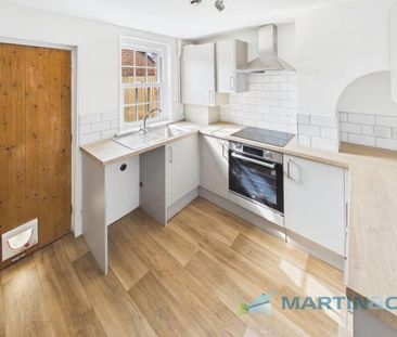 3 bedroom terraced house to rent - Photo 1