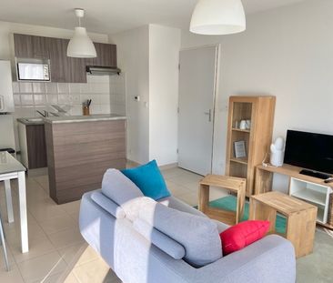 Location Appartement 2 pièces 40m² - Photo 2